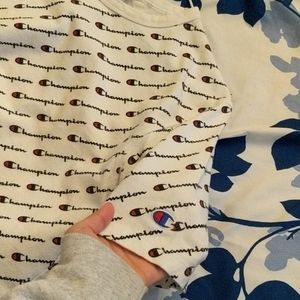 Champion size M t-shirt